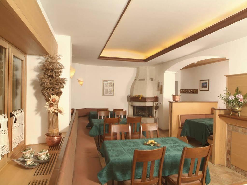 Hotel Bellavista Ravascletto Luaran gambar